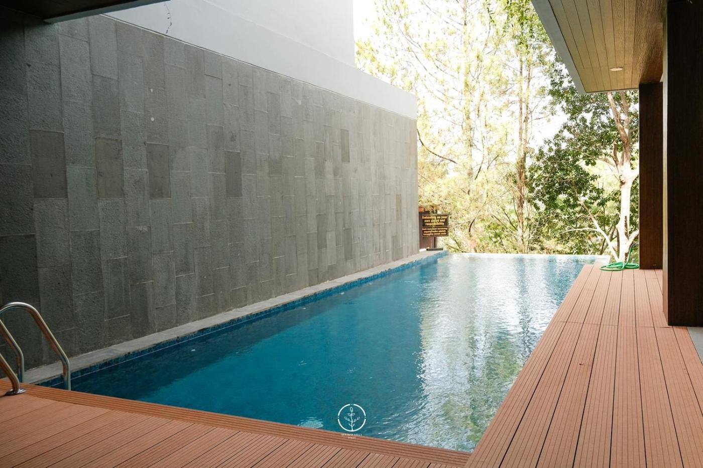 Asmaya Hill View Villa 7 Bedrooms With A Private Swimming Pool Bandung Exterior foto
